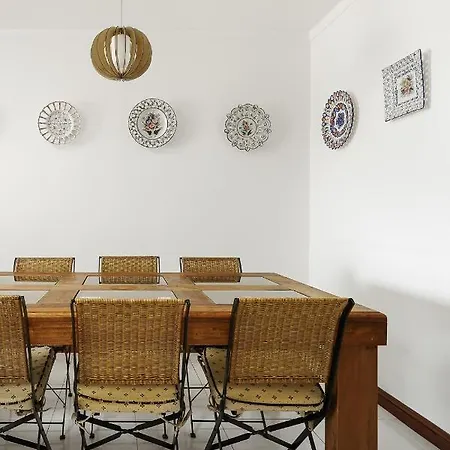 Tropicana Apartment *